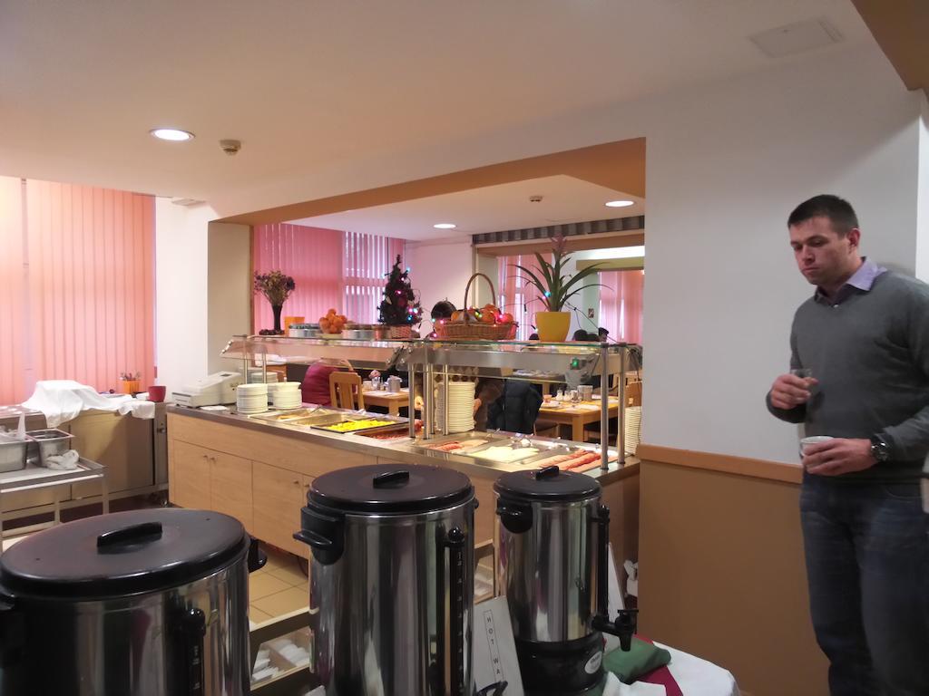 Hotel Pest Inn Budapest Ngoại thất bức ảnh