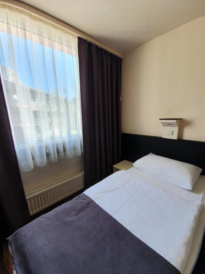 Hotel Pest Inn Budapest Ngoại thất bức ảnh